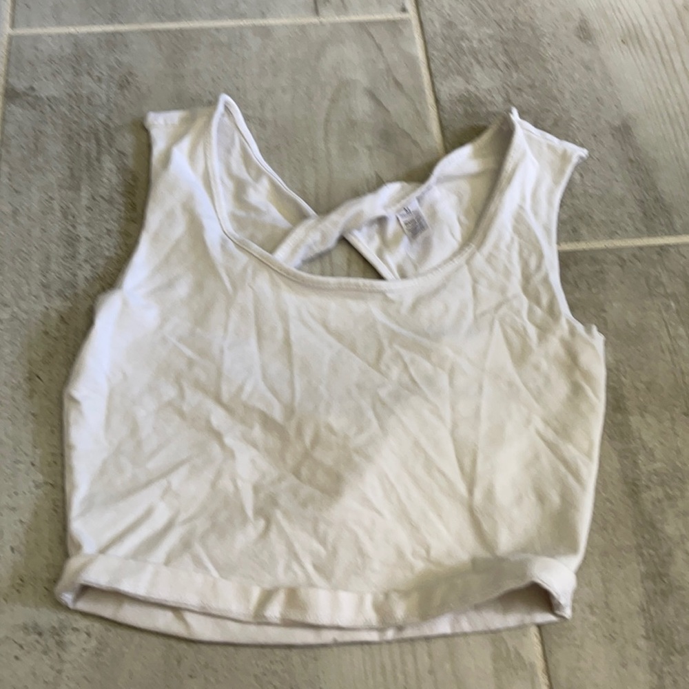 Ribbed cut tie knot tank top